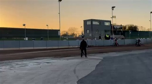 🦊🟢@FoxesSpeedway have been given the green light to proceed with their grand opening on Thursday night after a successful track test this evening.✊ Will Cairns, Luke Harrison and Joe Thompson were among the riders to spin laps at the Northampton International Shaleway.#️⃣ #britishspeedway🇬🇧