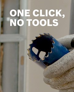 Speed and efficiency is crucial for PRO's! The EXPERT Power Change Plus makes plug removal painless and easy. Just one click to remove the plug. No extra tools needed ❌ Find out more: https://bit.ly/3dJPWuI | Bosch Professional Power Tools and Accessories | Facebook