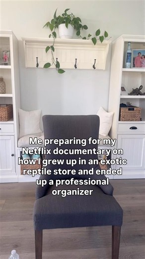 I Grew Up in an Exotic Reptile Store... and Organized the Shelves 😅🐍