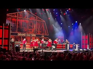 Opry Square dancers