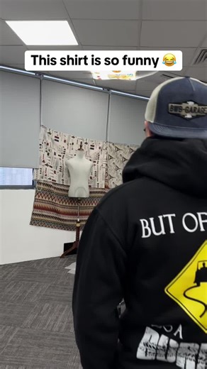 This hoodie is so funny 😂 | Funny Shirt