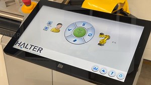 Here’s a look at the Halter Basic Pro – a practical and compact robot for loading CNC turning and milling machines. It’s built for machine shops that want to take a simple step into automation without the high cost or complexity. What makes the Basic Pro a smart choice? ✓ Industrial quality for the price of a Cobot system ✓ Easy to use – no programming needed ✓ Quick setup – get started fast ✓ Suitable for both turning and milling ✓ Helps reduce idle time and boost productivity 💡 Let’s explore 