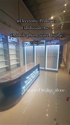 Multi-Functional Display Solutions for Mobile Stores