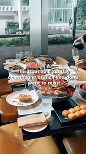 🇸🇬🥂This is an epic Sunday Champagne Brunch you don’t want to miss! Beach Road Kitchen at @JWMarriottSG has revamped their Sunday Seafood Buffet Champagne Brunch and it is even better than before! From its iconic seafood buffet which features an amazing selection of the freshest seafood including lobsters, freshly-shucked oysters, crabs, to legit pizza freshly made from their pizza oven and charcoal-grilled meats and seafood, enjoy an endless array of mouthwatering options and free-flow champa