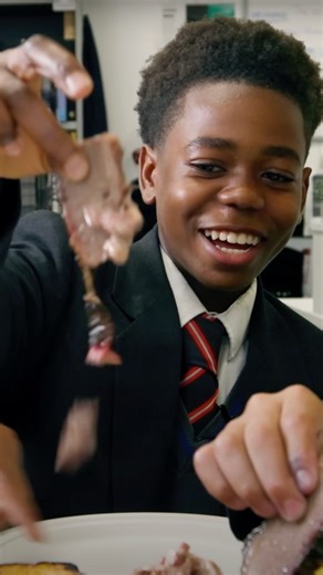 JOLLY on Instagram: "British high schoolers try Texas Brisket for the first time! #jolly #jollybrits #britstry #highschoolerstry #texas #BBQ #foodreacts #foodreview #TexasBBQ #brisket #youtube #funnyreels #americanfood"