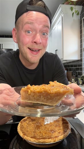 390K views · 8K reactions | Mmm this Mock Apple Pie recipe looks like taste like smells like apple pie. You can find the full recipe on my page 不 | Kitchentool | Facebook