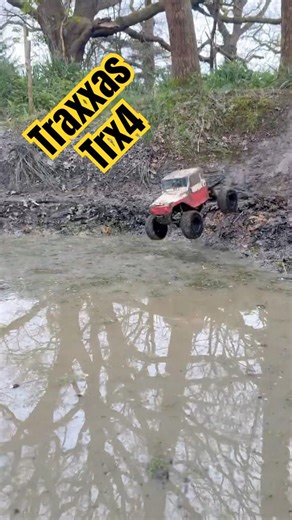 Traxxas TRX4 sending it! #rcfun #traxxas #trx4 #offroading
