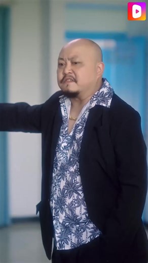 15K views · 27 reactions | https://page.dramabuzzs.com/s2l/5803.html Raised in the countryside, Lily Robinson boards a train to Sea City to seek money from her father for her grandmother's treatment. There she meets mob boss Ethan Walker, wounded and hunted. She saves him, and back in Sea City he launches a domineering, sensational pursuit of her. | Dramawave: Latest Dramas | Facebook