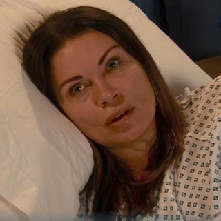 Coronation Street's Lisa makes an emotional promise to Carla