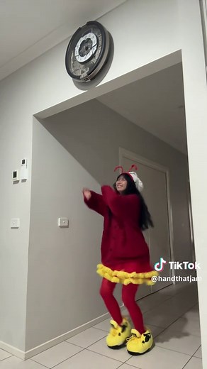 Creative Jollibee Costume Ideas for Cosplay Lovers