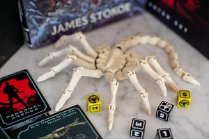 Articulated Facehugger Fidget Toy: Alien Movie Prop Replica (13 Inch) - Etsy