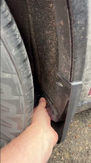 Reinstalling repaired mud flaps splash guards - quick & easy #diy #howto #mache #diyfix