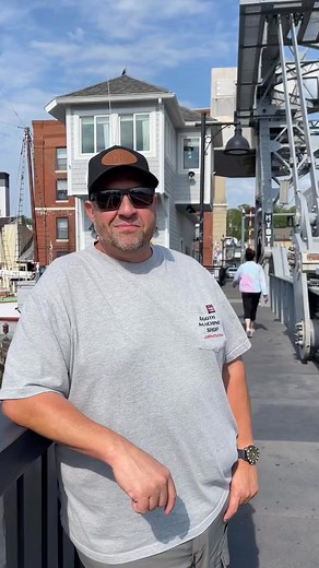 Checking out the engineering within the Mystic, Connecticut historic drawbridge built in 1922. #drawbridge #mysticdrawbridge #engineering #abom79 #mysticconnecticut #bridge | abom79