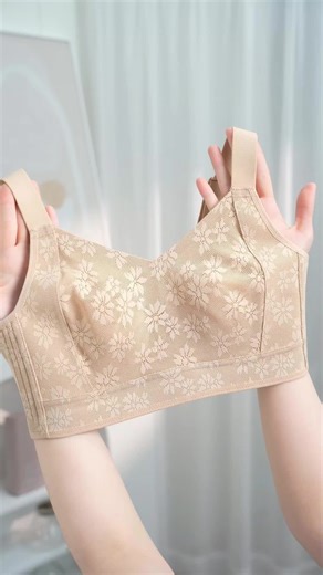 Ultra Soft Fabric! Cloud-Like Feel Against Skin—No Itch, No Irritation☁️#bra #SoftFabricBra #CloudComfortBra #NoItchBra #gentleonskin