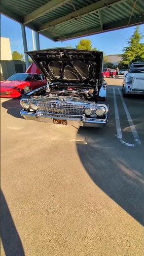 1963 Chevrolet Impala SS 2dr Hardtop (Tuxedo Black)