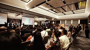 494K views · 1.6K reactions | The Osian's Cinematic Heritage auction at #IIFA2018 was an event full of rejoicing Cinematic Heritage, talking about movies from over the years with our stars and taking home some memories in the form of unforgettable art. COLORS TV | IIFA Awards | Facebook