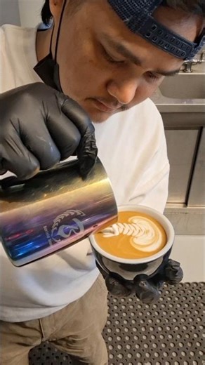 Advance= Coffee Art Swan 🦢 #latteart #barista #trending #shorts #coffee #foryou #viral #music #yt