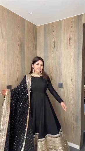 Apsara outfit on Instagram: "💰 *🚨🧨NEW PRICE :- ₹1850 free ship 📦 *Package Contain :-* Gown, Bottom & Dupatta ⚖️ *Weight :-* 1.2 Kg 🧵 *Stitching :-* Fully Stitched & Ready To Wear 👚 *ANARKALI GOWN* • ⁠*Anarkali Fabric :-* Roman silk • ⁠*Anarkali Work :-* codding sequence work • ⁠*Anarkali Inner :-* Heavy Micro Cotton • *Sleeves :-* Full Sleeves • ⁠*Length :-* 48-49 Inches • ⁠*AnarkaliFlair :-3.70 meter ❤️😍* 📏 ⁠*Size :- M(38), L(40), XL(42), XXL(44)* 👖 *BOTTOM* • *Fabric :-* Natural Crape