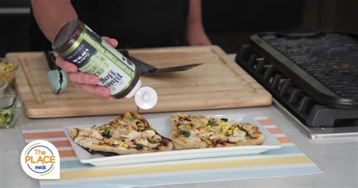 Today's recipe by Smith's Chef Jeff Jackson combines pizza and BBQ chicken
