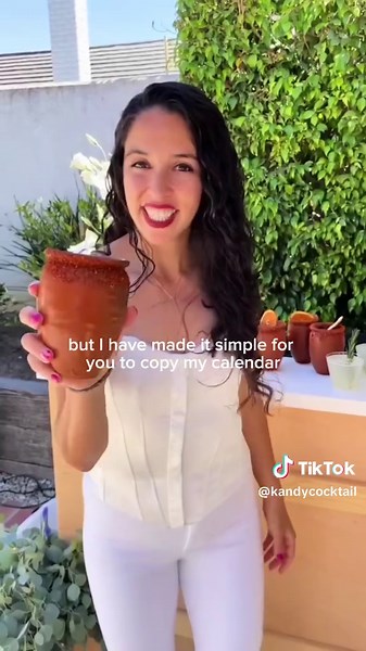 I made a ✨Free✨guide for you guys to build your own mobile bar! I wish when I started my mobile bartending business, I had someone that gave me all of these resources instead of making so many mistakes trying to figure out lol 😭😩 🎉 For my community, here’s all your answers! This side hustle literally changed my life! Don’t forget to pick up my ✨Social Media Calendar✨📅 so you can learn how I created viral reels to promote my business and book clients year round! 🥲 hope this helps 🥹💕✨🫶🏼 #