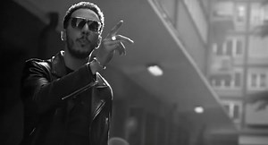 Az.i ride dans sa « Merco Benz » [VIDEOCLIP]