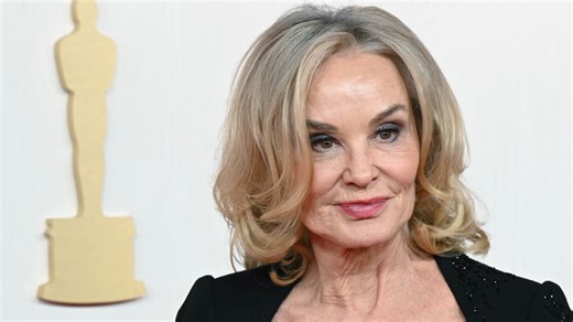 Jessica Lange teases her bone-chilling return to ‘American Horror Story’ 8 years later