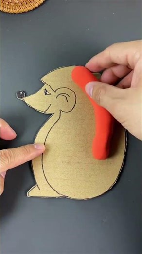 Turn Delivery Boxes Into Cute Hedgehog Crafts! | DIY Hedgehog Using Cardboard & Sunflower Seeds!