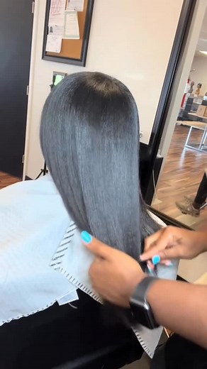 Toya Jones on Instagram: "Yes a silk pressed is still flat ironing the hair but the difference is that with relaxed hair, you could let it air dry if you wanted to and then flat iron it. With natural hair you are basically straightening it with the blow dryer first which requires more time and effort, hence why they cost more."