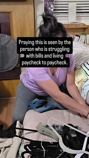 FOLLOW 🤍 for a step-by-step breakdown of how this actually works. Here are the details 👇 And before you scroll thinking this is “another one of those things,” let me be clear: Forbes has ranked this as one of the BEST ways to make money online... the past 5 years in a row and going into 2026. This is freelance digital / affiliate marketing — a legitimate online business model that brands have used for decades. Here's what most people don’t realize: 👉 Digital marketing skills are consistently 
