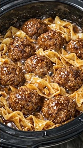 🍝🥩 Slow Cooker Meatballs & Noodles (4 Ingredients)
