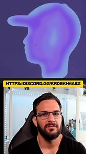 Salut Axel ! Tu te retrouves embêté pour ajouter des détails par-dessus une silhouette ? C'est un problème classique en digital painting ! Les 2 écoles : -École de la silhouette -École du trait Mon approche : Pour moi c'est du pareil au même ! Le trait peut être une étape intermédiaire parfaite pour créer tes volumes. Application pratique : Casquette : Visualise la visière, l'épaisseur, la base - pense 3D ! Visage : Petites facettes pour comprendre le nez, les pommettes Détails : Volumes de la b