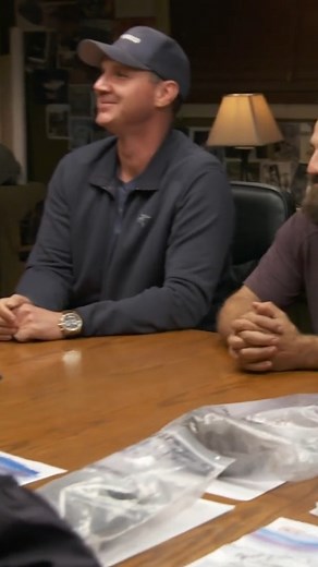 We love to see those smiles #ricklagina #martylagina #treasures #thecurseofoakisland #oakisland | The Cursed Island Crew