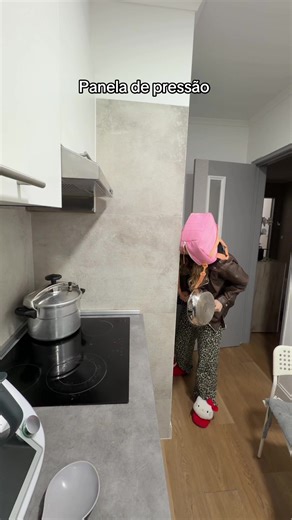 Catarina's Pressure Cooker Recipes with Barbie Lelles