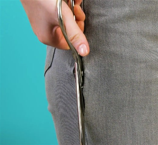 2.2M views · 21K reactions | Turn your old clothes into something fresh with one cut! #fblifestyle | 5-Minute Workouts | Facebook