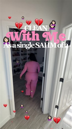 I’m applying for jobs and I’m going to be posting more tiktok shop videos and vlogs 🫠 also that mommy makeover is gonna have to wait 💔😭😫 #sahm #cleanwithme #marriedsinglemom #breakup #divorcetok