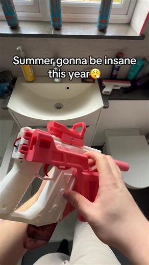 Ultimate Summer Water Gun Fights