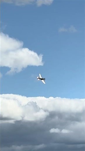 SUPERMARINE SPITFIRE FLYBY AT AIRSHOW LONDON!! #airshow #aviation #shorts #iphone