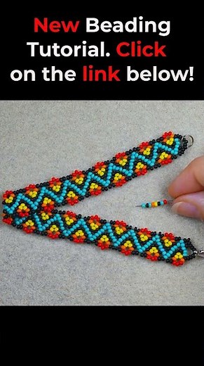 DIY Rainbow Zigzag Bracelet That Will Blow Your Mind! #huichol #beadingtutorials #diy