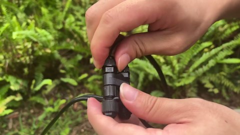 Low Voltage Wire Connectors with Waterproof Caps, Fastlock2 Landscape Lighting Connectors for 12-18 Gauge Wire, Outdoor Garden Yard Pathway Lights, 10 Packs