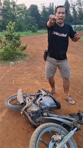 Dad upset and asking for a new motorcycle #trendingshorts