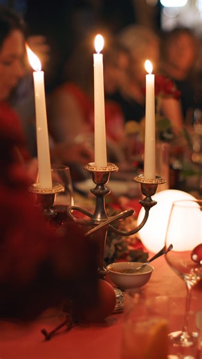 MERRY CHRISTMAS! We wish you big feasts with loved ones, bigger belly laughs, long summer sunsets and, of course, a well-deserved rest. | The Dinner Ladies
