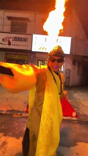 Mind-Blowing Hand Rubbing with Fire Spurt Magic Viral