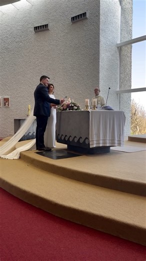 Katie Hughes Singer on Instagram: "The unity candle symbolises two lives becoming one, and for many couples, it’s the first quiet moment they share as a married couple. Live piano & violin support the symbolism without overpowering it, letting the moment speak for itself. 🎶 I See the Light ⬇️ Enquire via the link in my bio #weddingceremonymusic #irishwedding #weddingceremonyireland #unitycandle #liveweddingmusic"