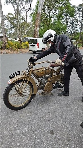 Starting 1920 Vintage Harley Davidson Flat Twin Motorcycle #automobile #veteran #history