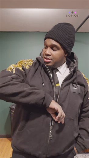 Somos on Instagram: "In December, Panamanian artist @sechmusic made history as the first Latine artist to headline an Amazon City Session in the U.S. He took center stage to perform his latest and greatest hits for an intimate crowd, watch as we get some BTS moments of the NYC performance. 🇵🇦🎙️"