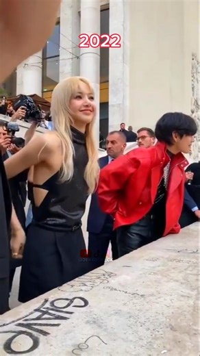 .Taelice 190105 gda 2019 VS lisa and V fashion show :sorry sorry pawan singh slowed + reverb #talice