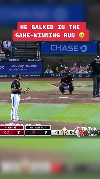 The #Reds beat the #Diamondbacks because of a #balk 😬 #mlb #baseball