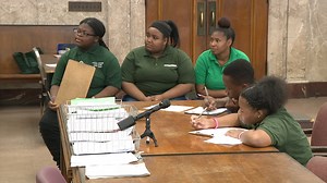 Jury of one's peers: Newark's youth court lets kids run the courtroom | Video | NJ Spotlight News