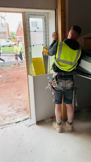 Sorry but he changed his shorts today. 😂#scarecam #scareprank #jump #boo #funny #greattune #laughing