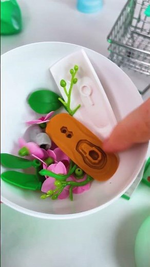 Unboxing Mini Brands Create Garden + UV Resin Hack! 🪴